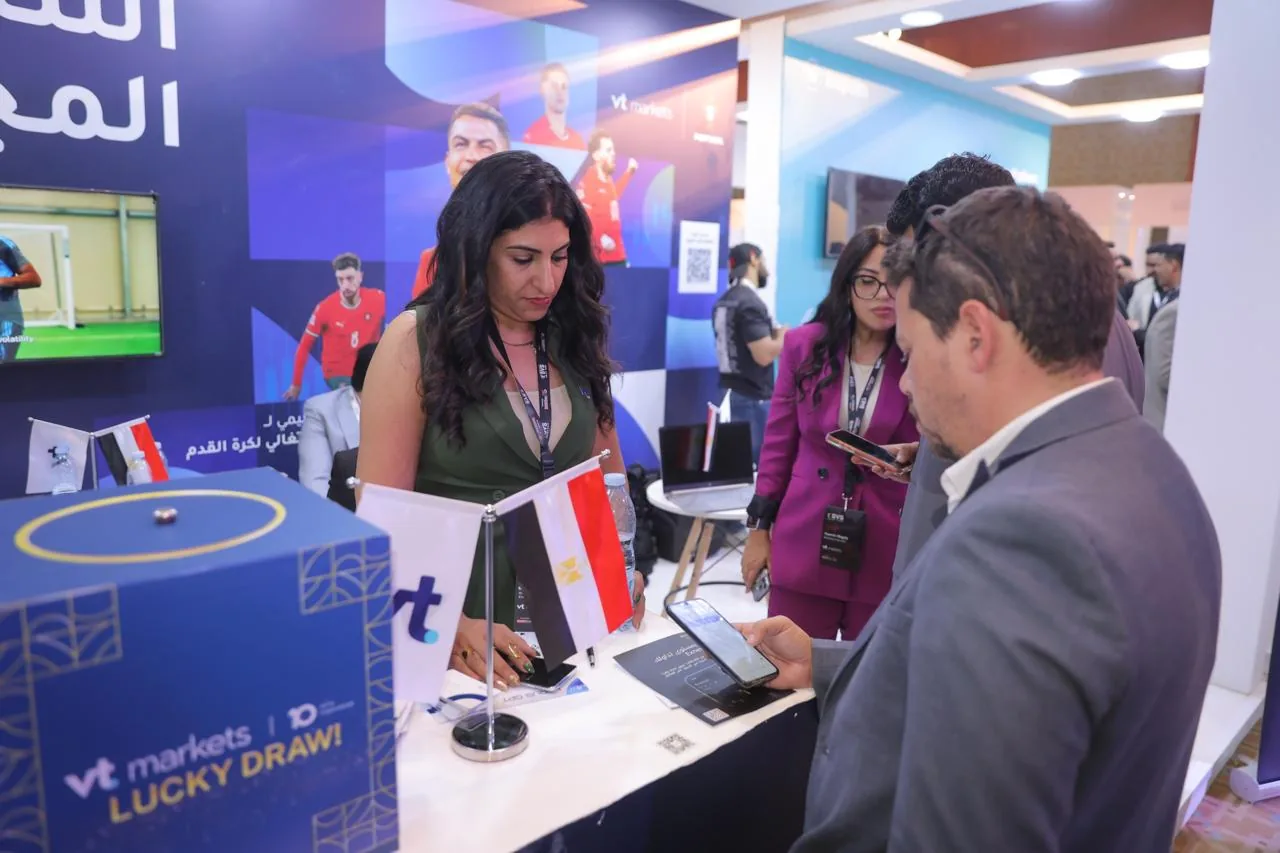 Product interaction at VT Markets booth